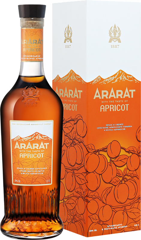 АРАРАТ Абрикос спиртной напиток на основе коньяка в подарочной упаковке 0.5 л